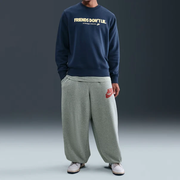 Sudadera Nike X Stranger Things 'Friends Don't Lie' cuello redondo IB5662-410 unisex Foto 4 de 4