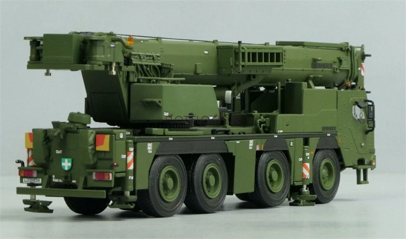 Grúa móvil blindada 1:50 preconstruida para WSI FOR Liebherr G-LTM 1090-4.2 Foto 4 de 4