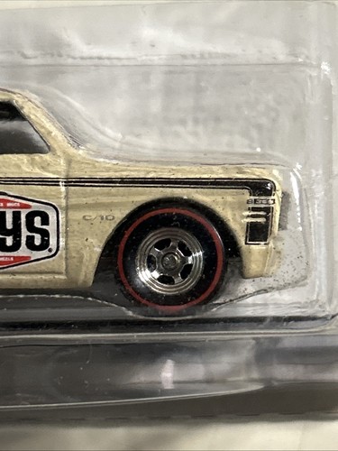  Hot Wheels 1969 Chevy Truck Treasure Hunt Lot - Picture 22 of 22