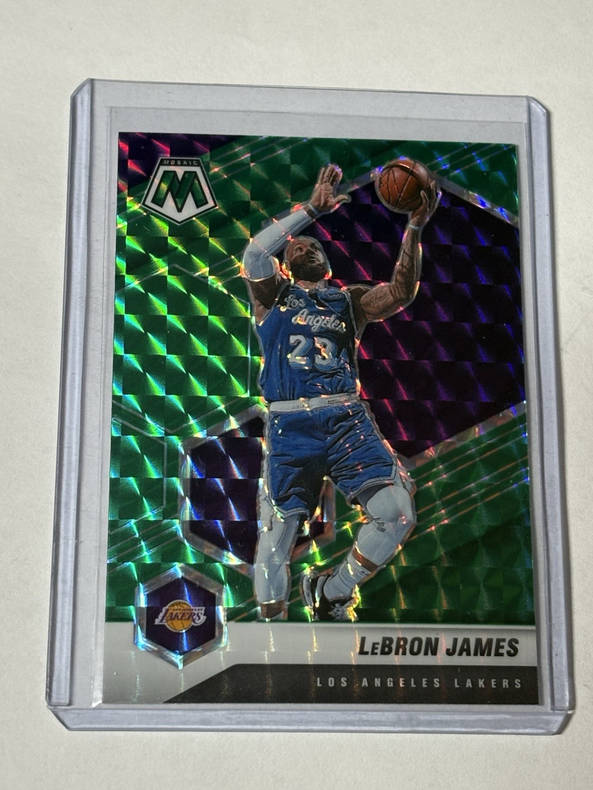 2020-21 Panini Mosaic - LeBron James #81 Reactive Green Prizm Lakers