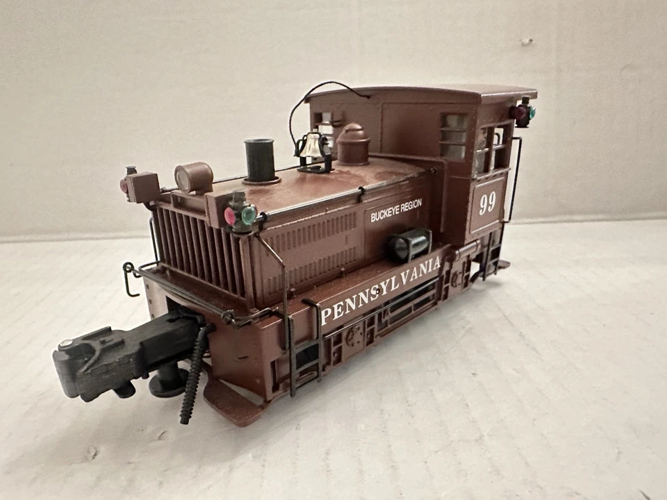 K-Line K2630-01 O Scale Pennsylvania Plymouth Diesel Switcher #99 - Image 2 of 4