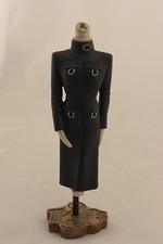 THE LATEST THING Illusion - Höhe ca. 16 cm