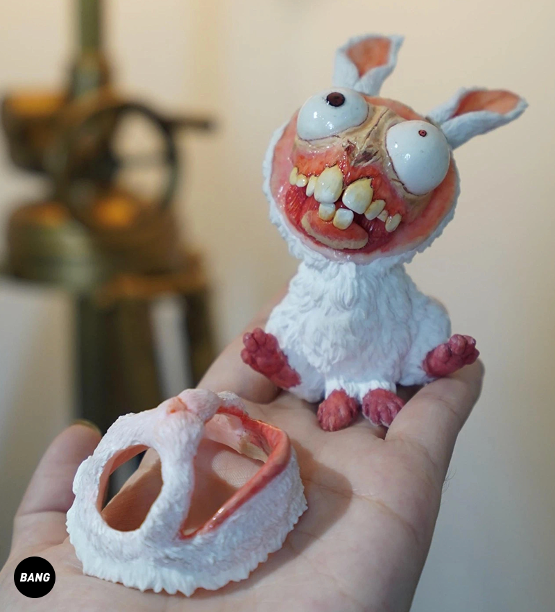 Bucktooth Skull Rabbit Funny Bunny Art Designer Toy Figurine