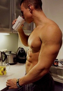 Guys With Huge Pecs