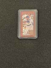 Top 10 Andre Dawson Baseball Cards 14