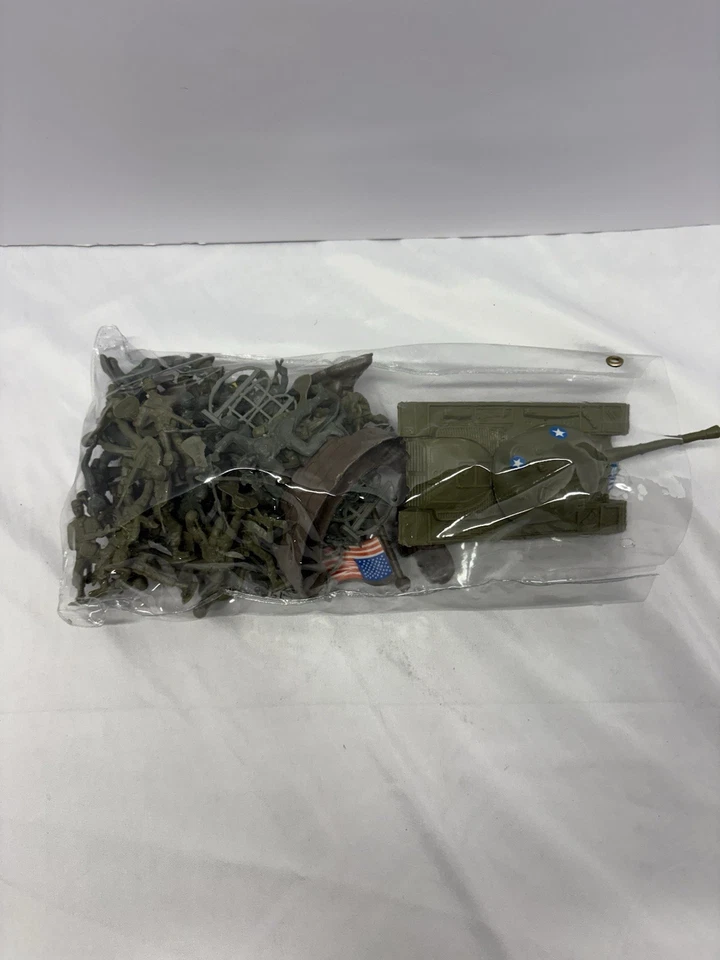 Сумка с игрушками армейские солдаты и танк (оптовый лот) - Изображение 4 из 4