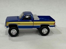 Greenlight Midwest Exclusive 1987 GMC Sierra Blue/Gold 1/64 LOOSE NO PACKAGE