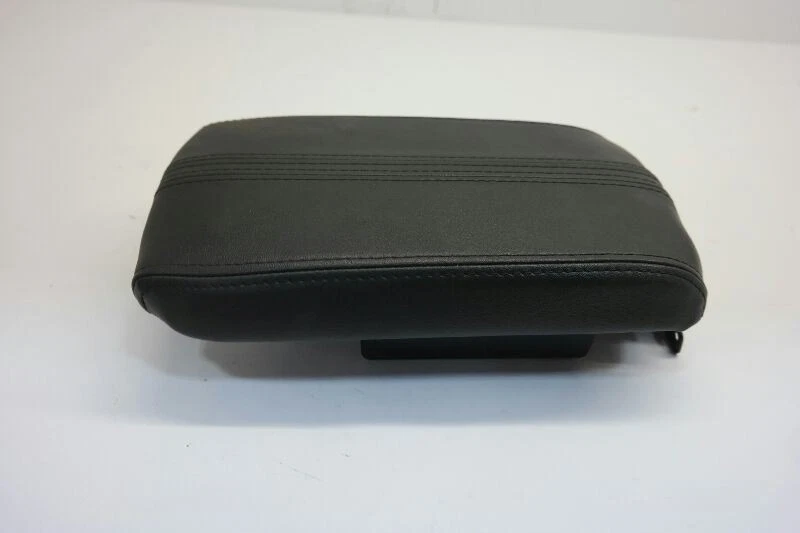 2010-12 LINCOLN MKZ Front Floor Console Lid FWD Without Hybrid - Image 2 of 4