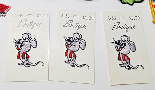 Lotto 33 toppe applique vintage retrò ricamate animali bandiere uccellini astros - Foto 15 di 19