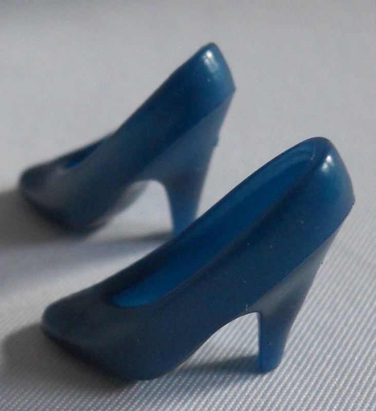 Barbie Doll SHOES Dark Teal High Heel Pump Closed Point Toe 1990's Superstar Era