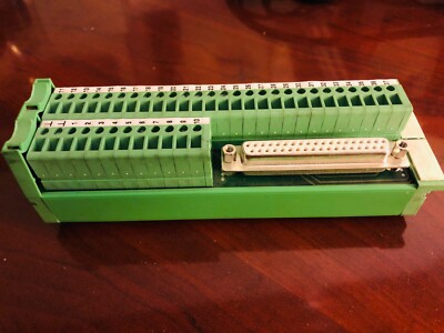 PHOENIX CONTACT UM 45-D37SUB/B/FRONT/Q  (P/N 2959625)