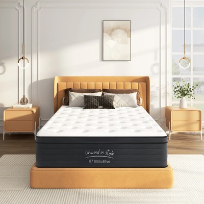 Twin 8'' Hybrid Mattress: Pocketed Innerspring, Medium Firm Feel