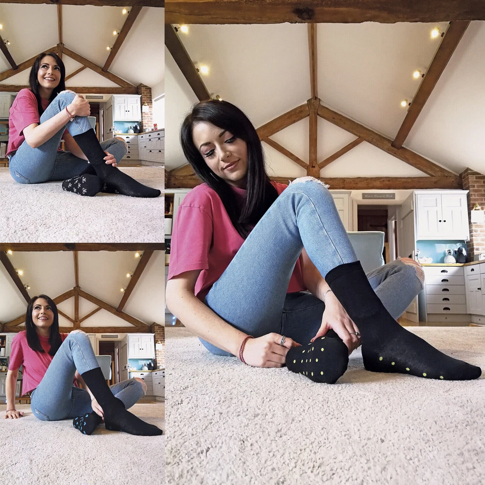 Lindos calcetines de vestir ricos en algodón negro para mujer/mujer con lazos y corazones Foto 2 de 4