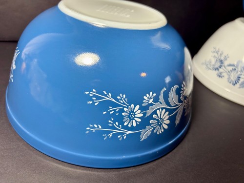 ๐ 3Pc VTG PYREX Colonial Mist Blue & White Flowers Nesting Bowls 401/402/403 - Picture 3 of 16