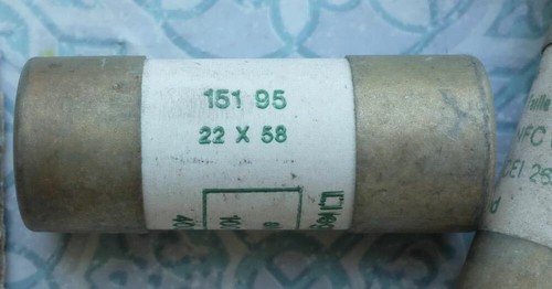 10x Legrand Fusibles à percuteur 22x58 100A aM 0 151 95. Lot de 10 - Imagen 4 de 6