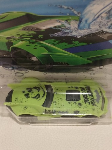 Hot Wheels 2025 Color Shifters DC The Batman Batimóvil Joker Tarjeta Verde 1/64 NUEVO - Imagen 3 de 3