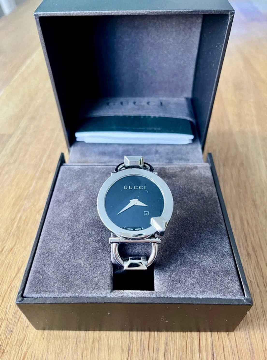 Montre bracelet femme Gucci 122,5