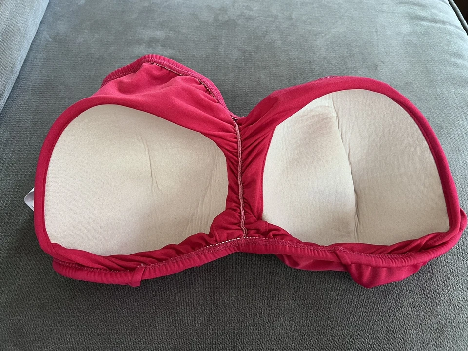 Bikini halter pin-up rojo cereza Forever 21 Foto 3 de 4