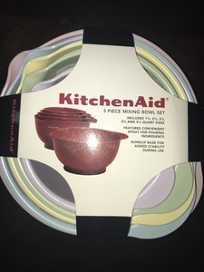 Kitchenaid 5 Piece Pastel Colors Mixing Bowl Set Spout Nonslip Base ... Kitchenaid 5 Piece Pastel Colors Mixing Bowl Set Spout Nonslip Base ...