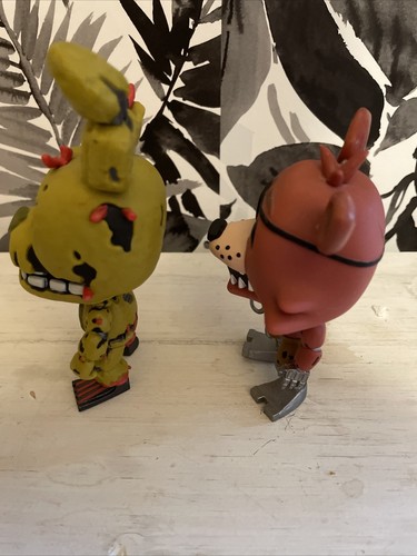 Funko Pop Foxy The Pirate #109 Saitenriemen #110 Five Nights at Freddy's Loose - Bild 2 von 6