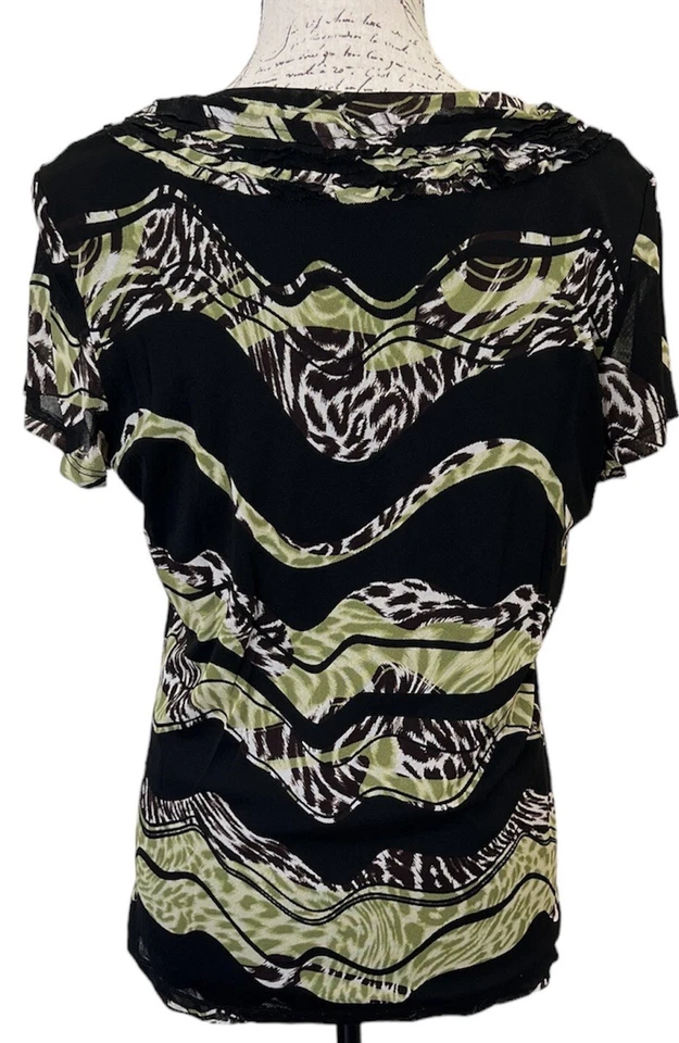 Camisa Dana Buchman Top Negra En Capas Manga Corta Estampado Animal Grande Usada en Excelente Condición Foto 3 de 4