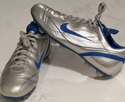 r9 ronaldo boots