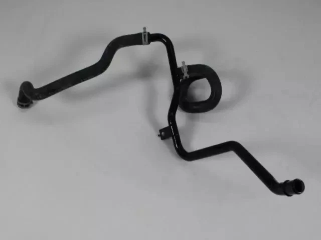 Tubo de retorno calentador Mopar original 4767152AC Foto 2 de 4