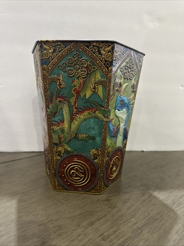 Cinemark - How to Train Your Dragon - Dragons Popcorn Tin - 2025 NEW Embossed - Imagen 4 de 7