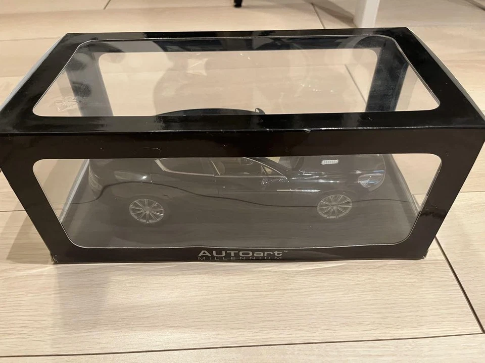 AUTOart Aston Martin Rapide 1/18 Scale Black Display Model Limited Edition - Image 4 of 4