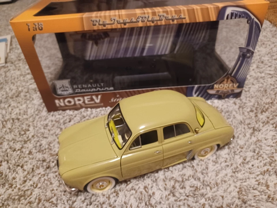 Renault Dauphine Beige Norev 1/18 Scale Mint - Image 2 of 4