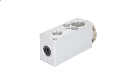 Expansion Valve, air conditioning DENSO DVE21004 for 508 I (8D_) 2.0 2010-2018