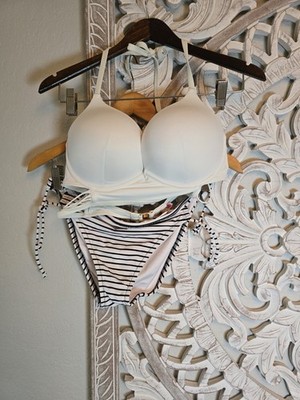 Victoria's Secret Women's Bombshell Add 2 Cups Push Up Bikini Set