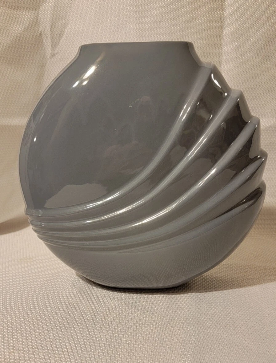 Vintage 70s Grey Round Ceramic Flower Vase Post Mod Art Deco Abstract Wave Japan