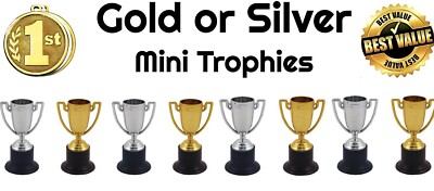 Mini Gold Silber Trophäe 10 cm Kunststoff Trophäen Party Tasche Füllung UK Lieferant