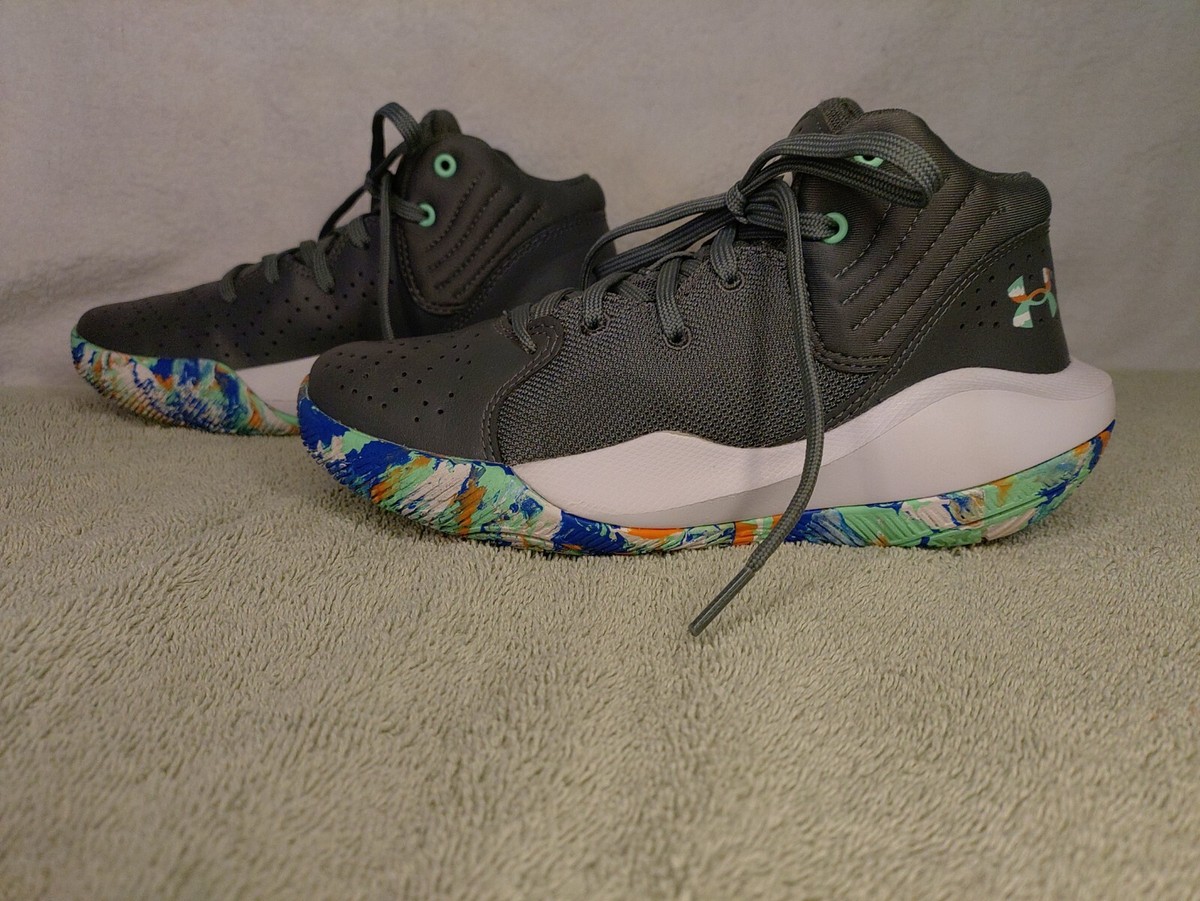 4211880007 Under Armor Athletic Shoe Grey Blue And Green Art Tag Sole