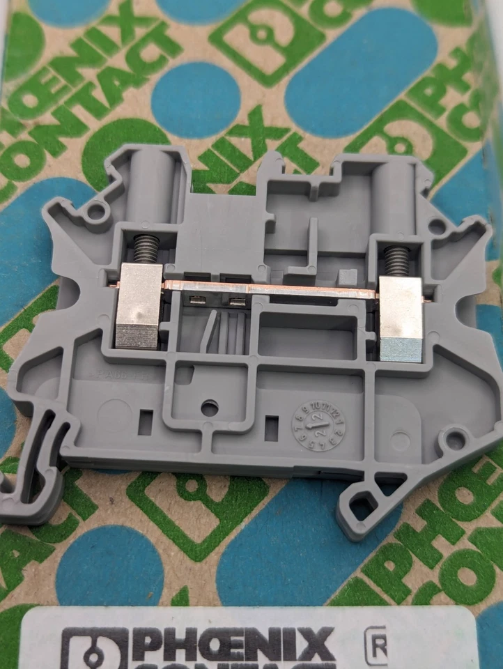 Phoenix Contact UT 4-MTD - Feed-through terminal block - 3046184 DIN Box of 50 - Image 3 of 4