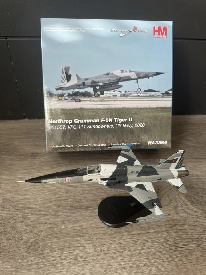Hobby Master 1/72 F-5N Tiger II VFC-111 Sun Downers, Red 112 NAS Key West HA3364 - Image 2 of 4