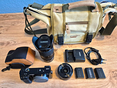 Set Sony Alpha 6000, 24,3MP, Objektive Sony SELP 16-50  + Tamron 18-200 VC