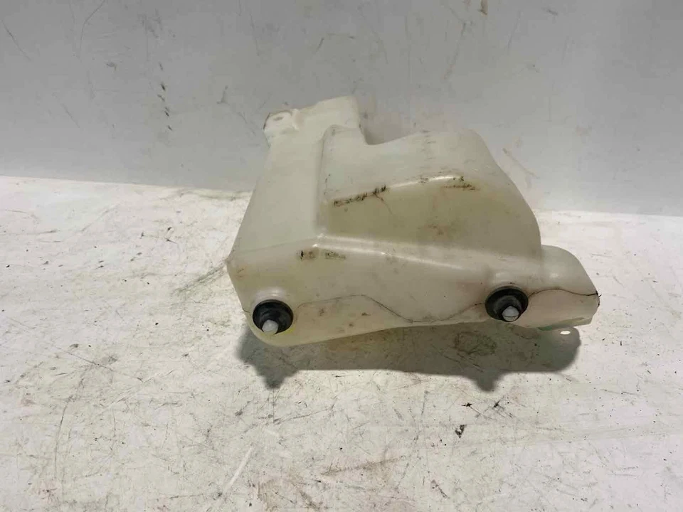 Windshield Washer Fluid Bottle Reservoir Tank CHEVY COLORADO 15 16 17 - Изображение 4 из 4