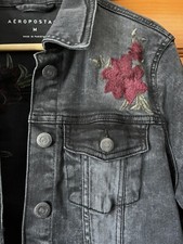 Aeropostale Black/dark Grey Wash Stretch Denim Jacket W/rose Detail. Size M.