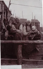 RPPC C1910 Family Photo Netherlands Vintage Postcard All Wearing Hats B&W