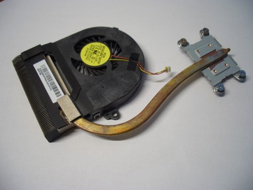 Kühler TOSHIBA Satellite Pro C70-A-13Q  sauberer Zustand Lüfter Cooler