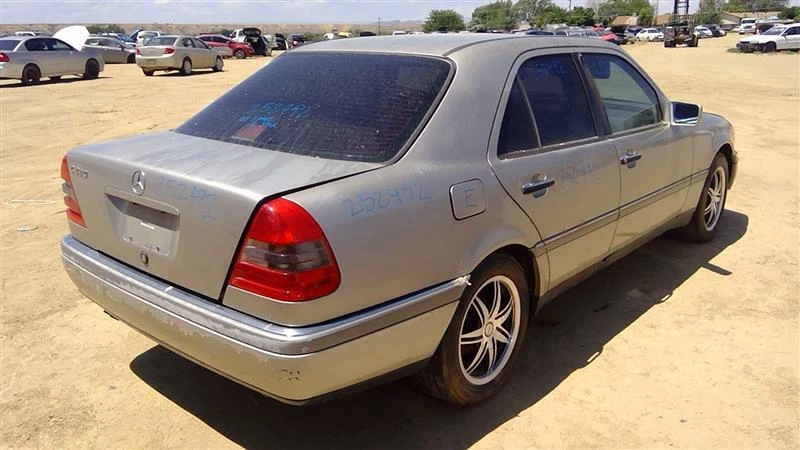 Used Power Steering Pump fits: 1995 Mercedes-benz Mercedes c-class 202 Type C220 - Image 4 of 4