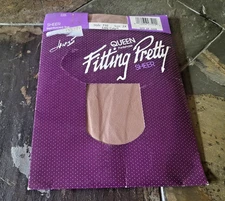 Size Queen (2X) Hanes Fitting Pretty Sheer Reinforced Toe Pantyhose