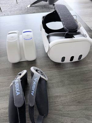 Meta Quest 3 Virtual Reality Headset 128GB  