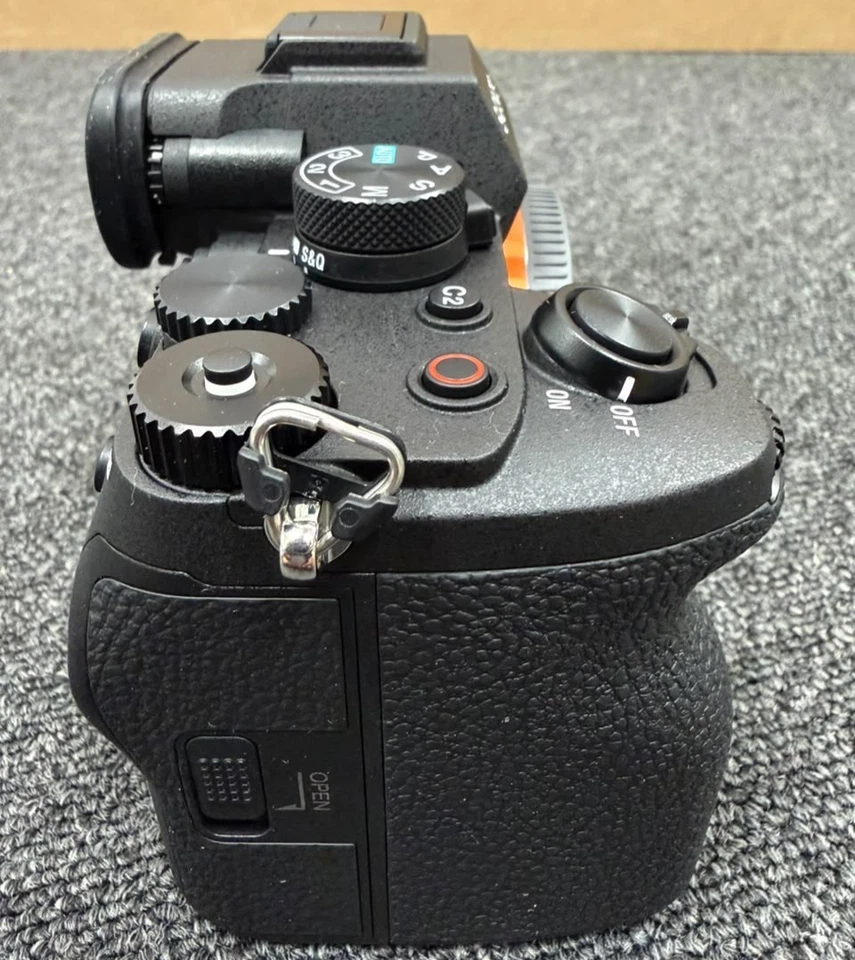 Sony Alpha 7 V, photo 4 of 5