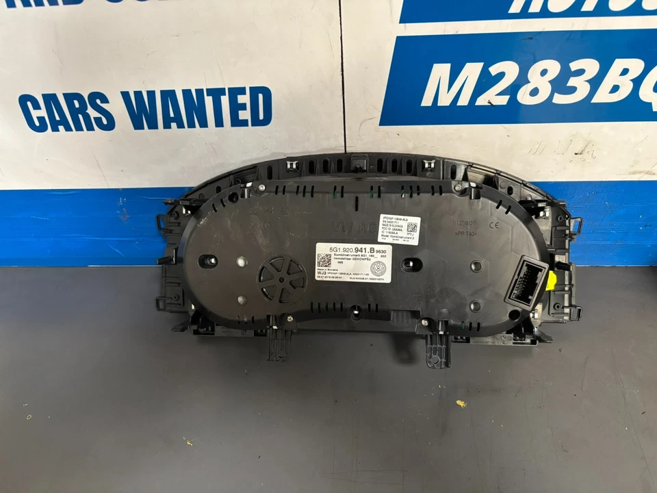 2013-2016 VOLKSWAGEN GOLF MK7 SPEEDOMETER INSTRUMENT CLUSTER 5G1920941B - Image 2 of 3