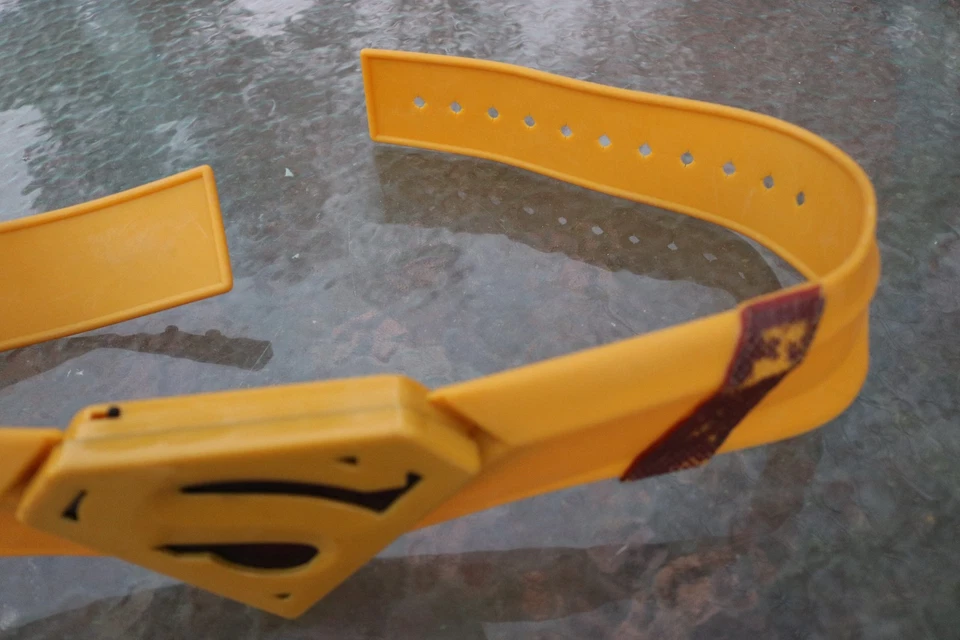 Vintage Superman DC Comics Yellow Light Up Costume Belt - Image 3 of 4