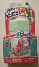 New Little Live Pets Scruff Surprise Vet Rescue Groom Set with Dog Family.