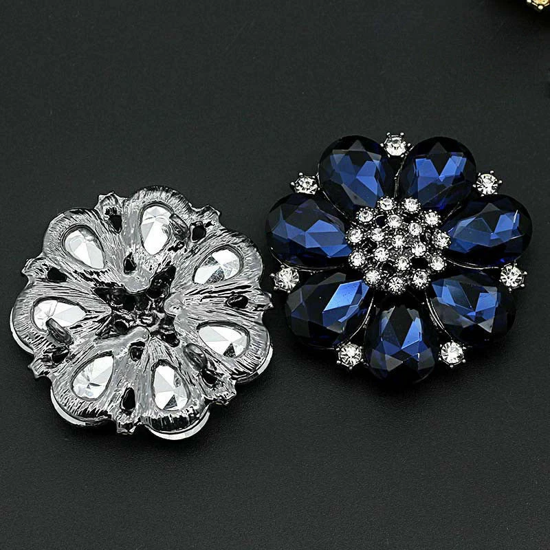 1PC Crystal Diamante Flower Buttons DIY Sewing Fasteners Accessory Shiny Fashion - Image 3 of 4